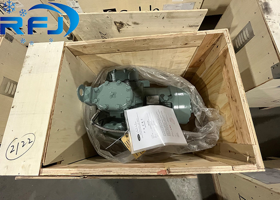 06DR228 কার্লাইল সেমি হারমেটিক কম্প্রেসার 7.5HP 4.5L তেল চার্জ 400V 50Hz